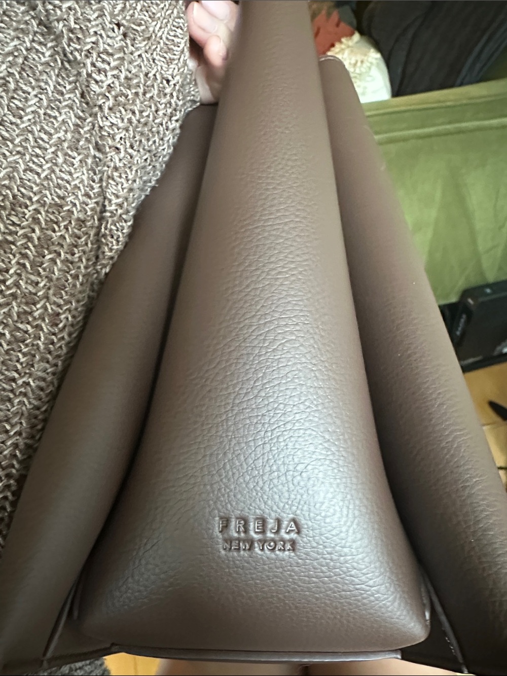Like New Freja New York Dark Brown Tote Bag - Picture 4 of 4